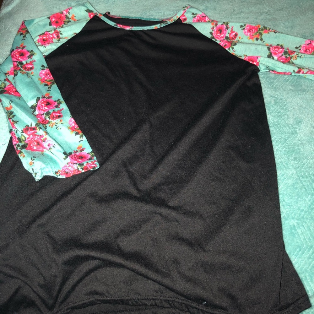 Floral shirt!!!